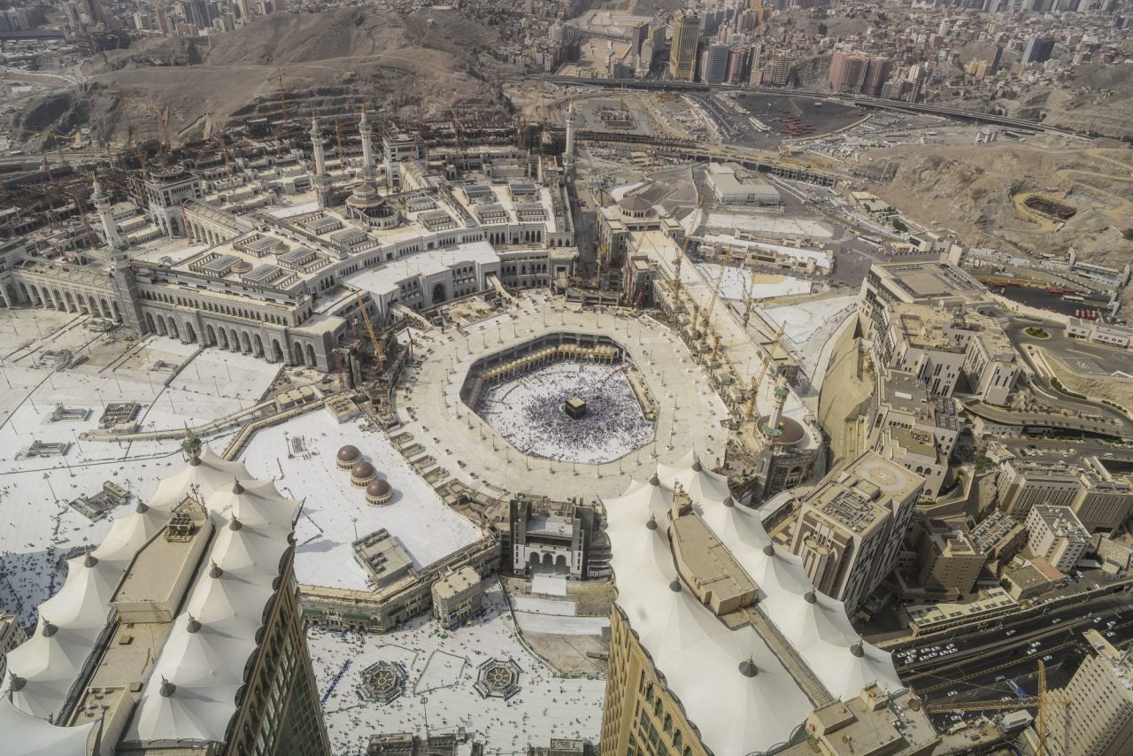 Gold Umrah Package 28 Days